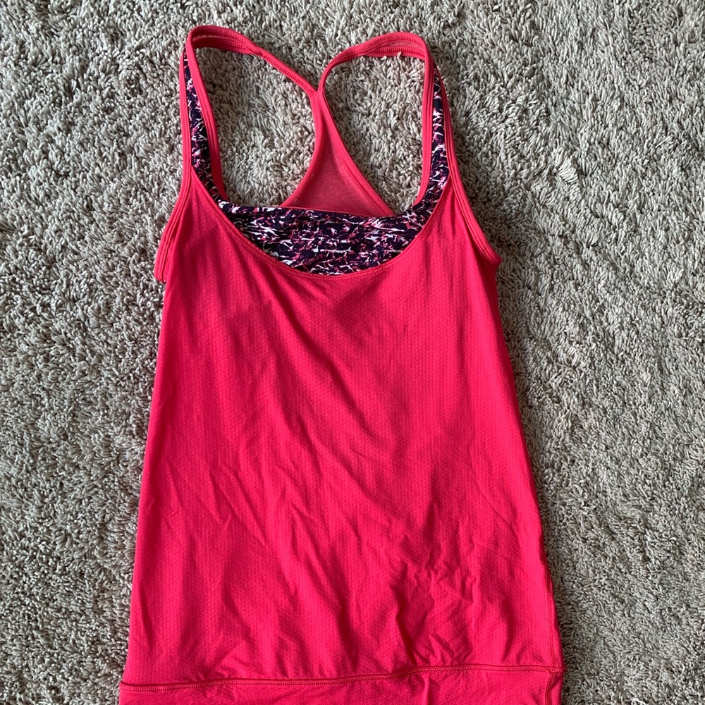 Lulu lemon tank top with built in sports bra